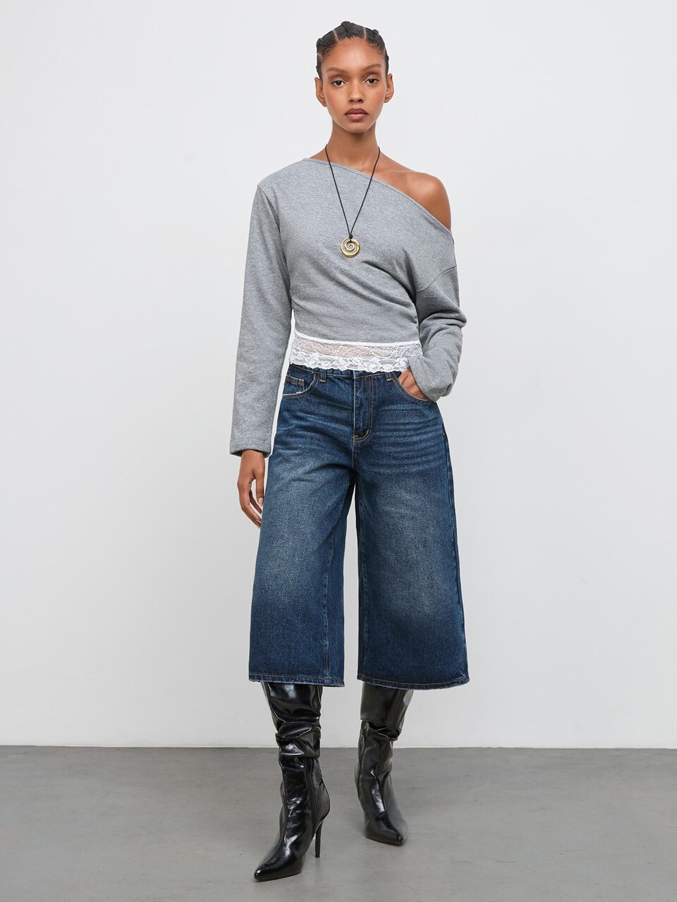 SHEIN Maija Grey Casual Women's Sweatshirt With Asymmetric Shoulder And Lace Patchwork, Autumn/Winter