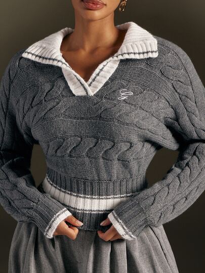 Hauture Women's Colorblock White Trim Turn-Down Collar Cable Knit Cropped Sweater, Embroidered V-Neck Cinched Waist Preppy Knit Top