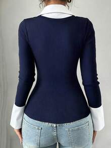 SHEIN Raffinéa 藍色條紋印花對比色女款簡約V領 Polo 領彈性修身打底上衣，休閒、夜店、商務休閒、演唱會、辦公室穿搭，老錢風，熱銷純色羅紋針織面料，高彈力、超柔軟舒適、嬰兒親膚，貼身修身，休閒日常、性感派對、街頭、度假旅行、約會，春夏秋冬新款，喇叭袖長袖 T-shirt - 藏蓝色 - 查看 2