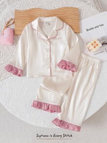 SHEIN 女嬰秋冬緞面杏色與粉色拼接甜美極簡刺繡圖案翻領鈕扣式荷葉邊長袖長褲舒適親膚針織睡衣套裝 2件組 - 杏色 - 查看 3