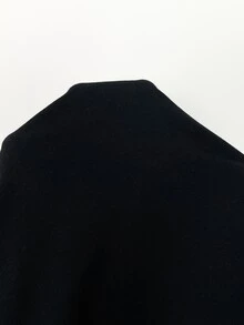 SHEIN Essnce 大尺碼女款春秋時尚休閒彈性舒適蕾絲飾邊下擺長袖黑色T恤,秋季外出上衣 - 黑色 - 查看 8