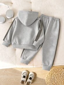 SHEIN Boys 2pcs Sweatshirt Set, Autumn/Winter New Long Sleeve Hooded Sweatshirt And Pants Set, White Printed Zip-Up, Outfit For Daily Wear, School, Sports - Light Grey - View 2