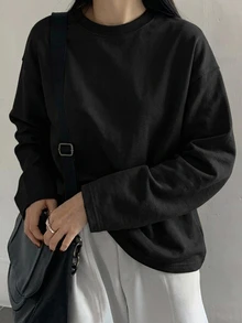 DAZY 女款純色極簡百搭長袖T恤，適合日常穿著 - 黑色 - 查看 2