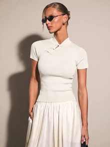 COSMINA Chinese Style Knitted Women's Top With Chinese Button Decoration - White - View 2