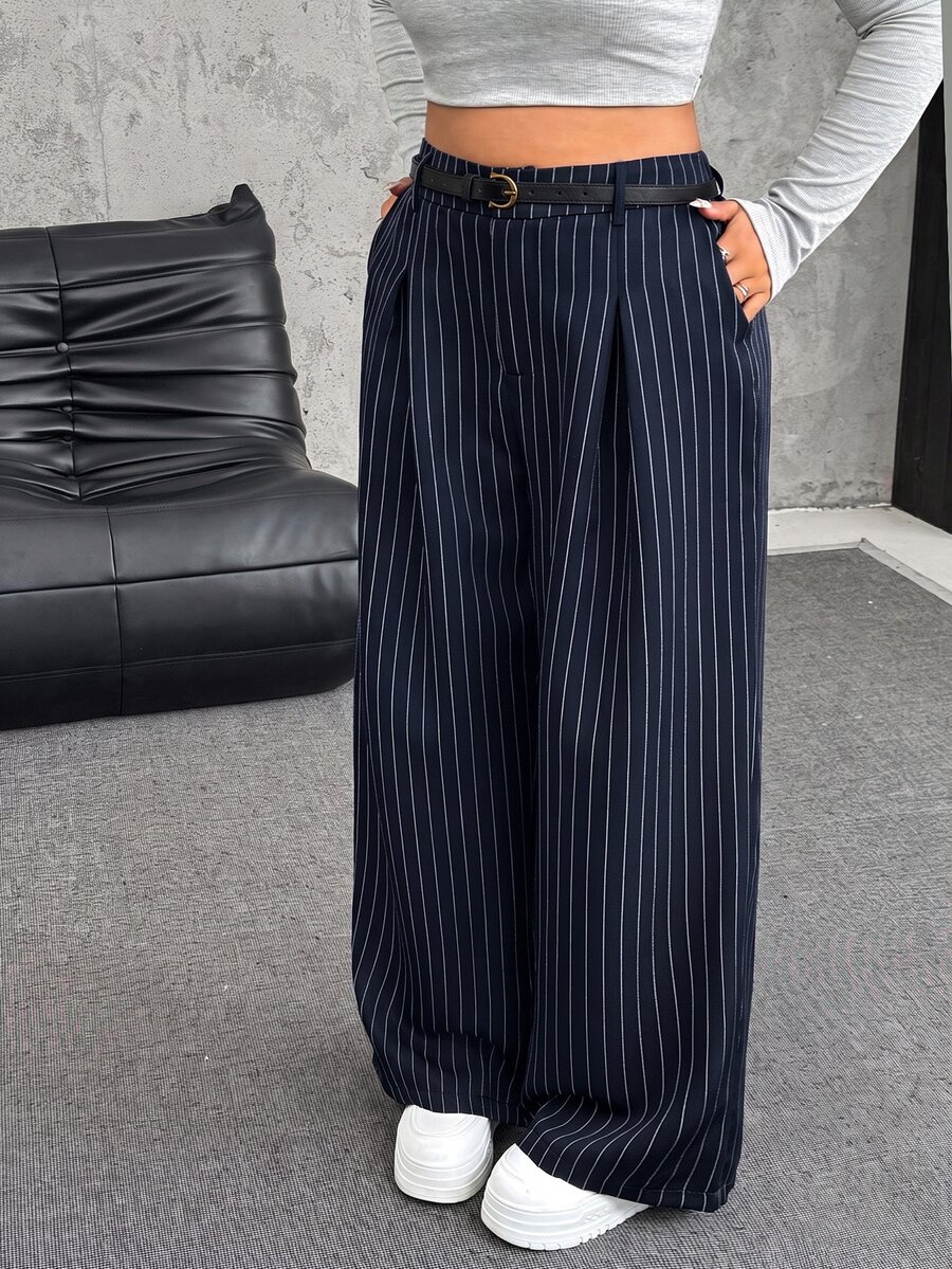 SHEIN EZwear Pantalones de pierna ancha casuales con cierre de botones y cinturón en unicolor para otoño/invierno en talla grande - Azul Marino - Ver 1