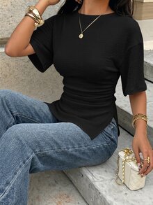 Aloruh 休閒極簡黑色圓領收腰開衩下擺女款 T-shirt - 黑色 - 查看 1
