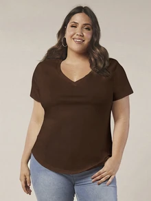 SHEIN BASICS 大尺碼純色V領T恤夏季上衣 - 棕色 - 查看 5