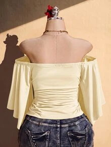 SHEIN ICON 女款大尺碼純色抓皺露肩上衣 - 淡黃色 - 查看 3