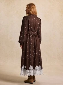 Écloséra Curve Plus Size French V-Neck Long Sleeve A-Line Dress With Lace Hem - Brown - View 3