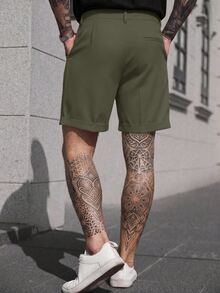 Manfinity CasualCool Men's Casual Pleated Loose Fit Versatile Shorts With Pockets - Green - View 2