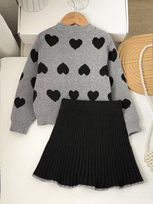 SHEIN 女童圓領上衣 + 百褶裙針織套裝，愛心針織上衣，針織裙套裝，秋冬款，適合學校、派對及其他場合，學院風 - 灰色 - 查看 2