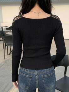 DAZY Sweater Rajut Off-Shoulder Wanita Gaya Prancis Seksi Manis dengan Patchwork Renda 3D, Atasan Lengan Panjang Lapisan Dasar untuk Musim Gugur dan Musim Dingin - Hitam - View 4