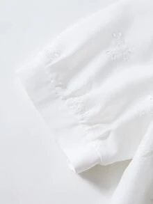 Rusticease 大尺碼純白色刺繡圓領短袖休閒襯衫 2026 春夏款 - 白色 - 查看 5