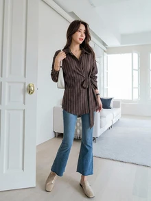 DAZY 女款條紋長袖側腰打結休閒襯衫 - 咖啡棕 - 查看 3