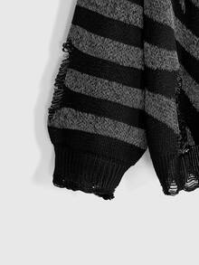 ROMWE Goth Dark Street Style Plus Size Women's Sweater With Heart Pattern And Distressed Design, Loose Round Neck Knit Top For Autumn/Winter - Multicolor - View 3