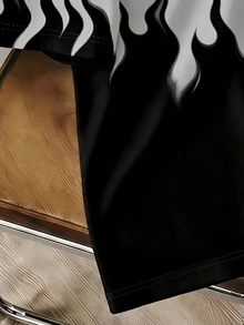 Manfinity Hypemode 男士星星與火焰印花圓領短袖休閒T恤 - 灰色 - 查看 4