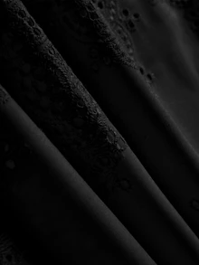 Travachic 女款純色鏤空刺繡肩部流蘇結飾肩帶罩衫洋裝 - 黑色 - 查看 5