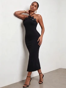 CAJUNI Gaun Musim Panas Elegan dengan Dekorasi Bunga 3D dan Leher Halter Tanpa Punggung - Hitam - View 9