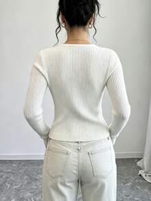 SHEIN Clasi 女款秋季休閒金屬裝飾毛衣 - 白色 - 查看 2