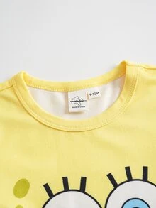 SpongeBob SquarePants | SHEIN 男嬰卡通印花上衣與格紋短褲家居服套裝 - 黃色 - 查看 3