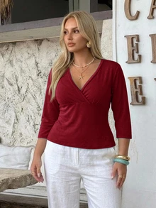 Auralis 初秋深V領返校季中袖修身青色大尺碼優雅T恤/現代通勤 - 酒紅色 - 查看 7