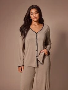 Lazeform Casual Minimalist Colorblock Trim Soft Comfortable Plus Size Pajama Set - Khaki - View 3