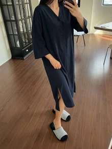 DAZY 極簡純色半鈕扣前襟女款居家休閒洋裝 - 藏蓝色 - 查看 6