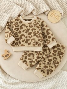 SHEIN 新生兒嬰兒冬季棕色豹紋抓絨衛衣與抓絨長褲套裝，甜美可愛，適合室內外穿著 - 彩色 - 查看 4