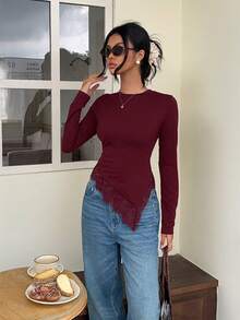 Serisse 女款優雅純色蕾絲拼接側開衩T恤 - 酒紅色 - 查看 6