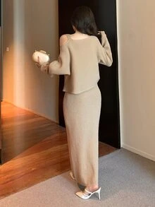 DAZY Women's Elegant 2 Pieces Sweater And Long Skirt Set - Khaki - View 6