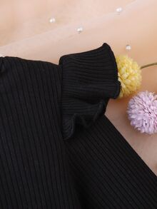 SHEIN 女孩可愛休閒羅紋短袖上衣與刺繡布料裙組，舒適甜美 - 黑色 - 查看 4
