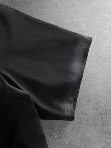 STYNVO 男士圓領短袖T恤與抽繩腰短褲休閒日常穿搭 - 黑色 - 查看 3