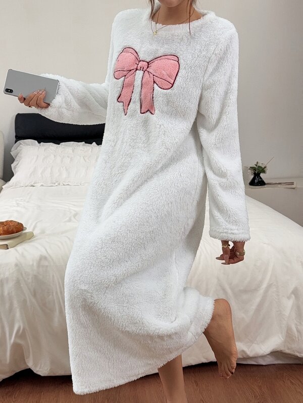Napfluff 女款舒適柔軟絨毛刺繡蝴蝶結睡袍