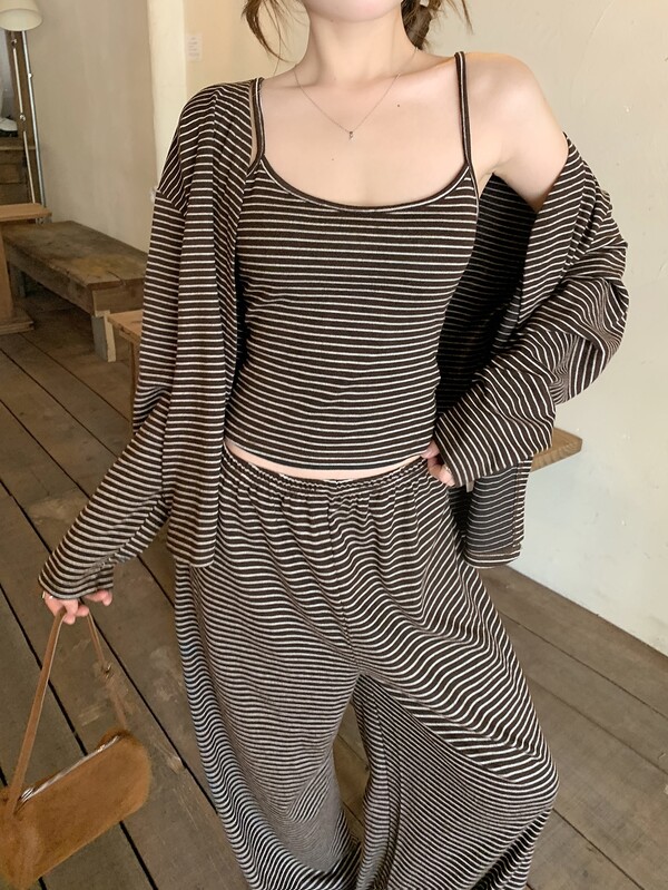 DAZY 女款條紋長袖開襟衫、細肩帶背心與長褲休閒套裝