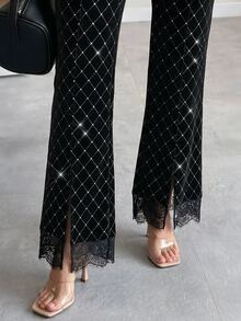 Editum 女款水鑽格紋對比蕾絲下擺優雅喇叭褲 - 黑色 - 查看 1