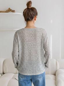 DAZY Atasan Lengan Panjang Wanita Warna Polos Kasual Serbaguna untuk Pemakaian Sehari-hari di Musim Gugur - Light Grey - View 2