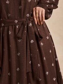 Écloséra Curve Plus Size French V-Neck Long Sleeve A-Line Dress With Lace Hem - Brown - View 7