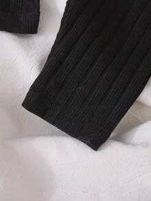 SHEIN 2件組女嬰新生兒秋季套裝 白色休閒圖案款 - 黑與白 - 查看 6