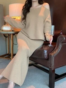 DAZY Women's Elegant 2 Pieces Sweater And Long Skirt Set - Khaki - View 1