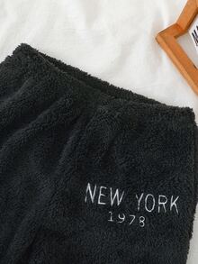 SHEIN 兒童男童字母長袖上衣與長褲休閒舒適睡衣家居服 2 件套，適合秋冬季節 - 黑色 - 查看 4
