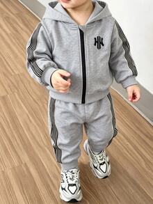 SHEIN Boys 2pcs Sweatshirt Set, Autumn/Winter New Long Sleeve Hooded Sweatshirt And Pants Set, White Printed Zip-Up, Outfit For Daily Wear, School, Sports - Light Grey - View 1