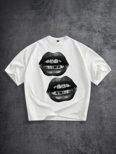 Manfinity ZONE917 Plus Size American Style Loose Distressed Gray Streetwear Hip Hop Rap Lips Graphic Print White Short Sleeve T-Shirt, Suitable For Summer