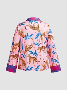 Chillnights Set Piyama Atasan dan Celana Kancing Tunggal Motif Leopard untuk Wanita Ukuran Besar - Berwarna merah muda - View 5