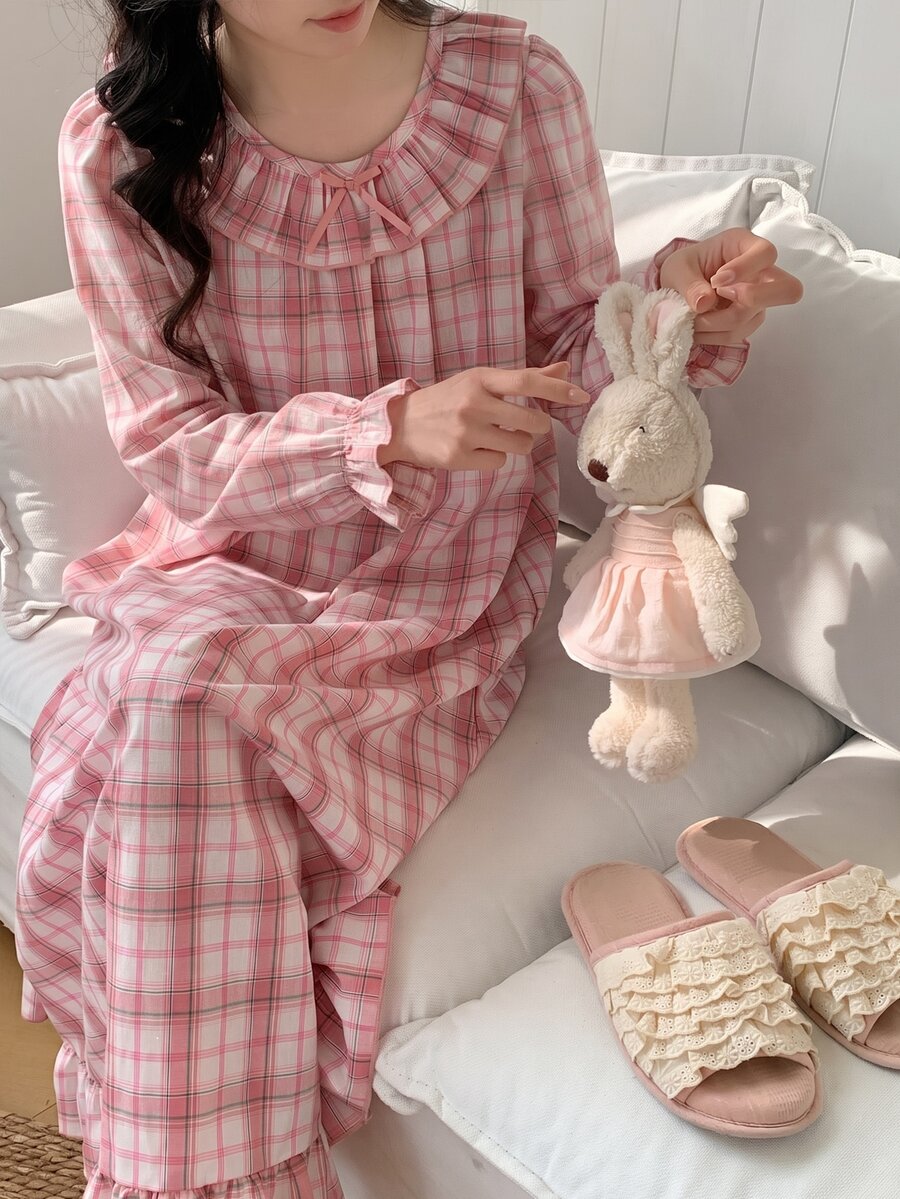 SHEIN 1pc Girls' Korean Sweet Princess Style Pink Plaid Ruffle Loose Comfortable Long Sleeve Dress Nightgown, Spring/Autumn - Pink - View 1