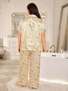 LuxeNights Floral Faux Silk Open Front Lapel Short Sleeve Plus Size Women's Pajama Set - Yellow - View 2