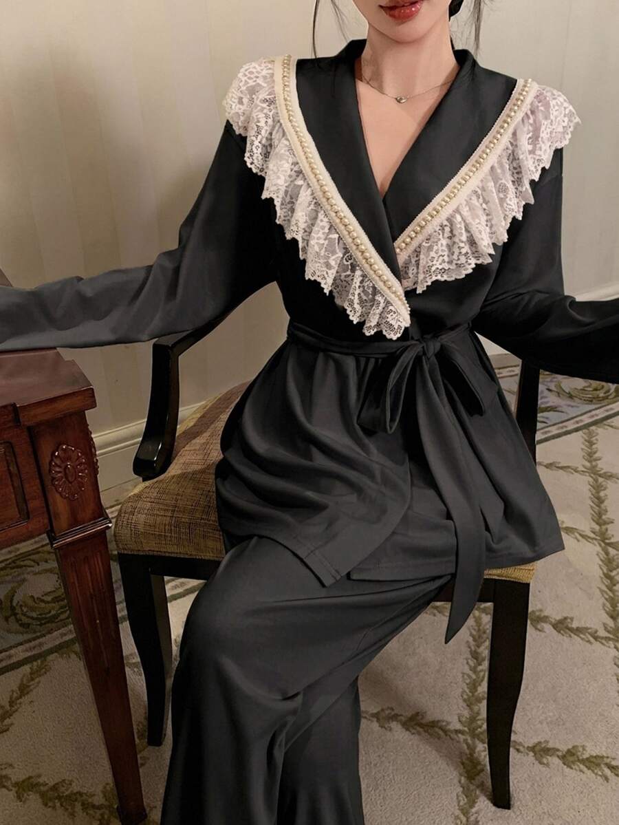 DAZY Charming Lace Ruffle Large Collar 2-Piece Women's Pajama Set - Black - View 1