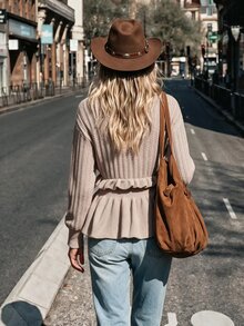 LanaWest Sweater Kasual Wanita untuk Liburan dengan Hiasan Rumbai di Bagian Bawah - Khaki - View 2