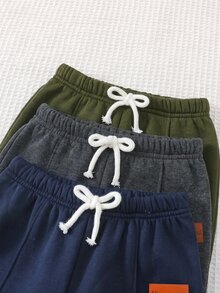 SHEIN 3件組小男孩休閒可愛日常舒適經典三色寬鬆直筒運動長褲，買2送1，適合外出、上學、日常聚會，適用國小、國中，可當校服 - 彩色 - 查看 4
