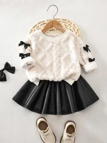 SHEIN Baby Girl Knitted Faux Fur Round Neck Casual T-Shirt And Skirt 2-Piece Set - Black and White - View 1