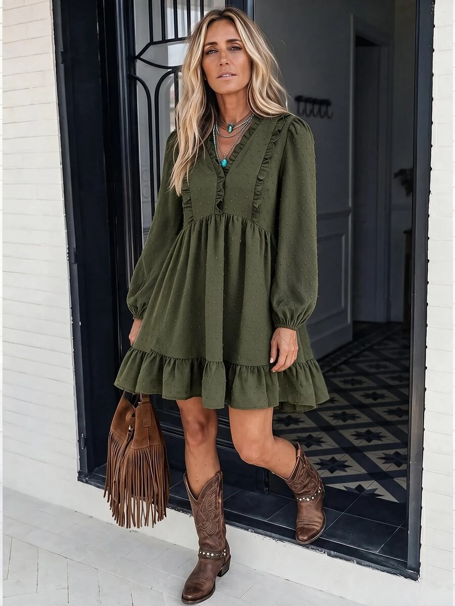 LanaWest Damklänning i westernstil, casual, med 3D-jacquard, V-ringning, volang, kronbladsärmar, lös A-linje och volangfåll, dockklänning - Armé Grön - Visa 1